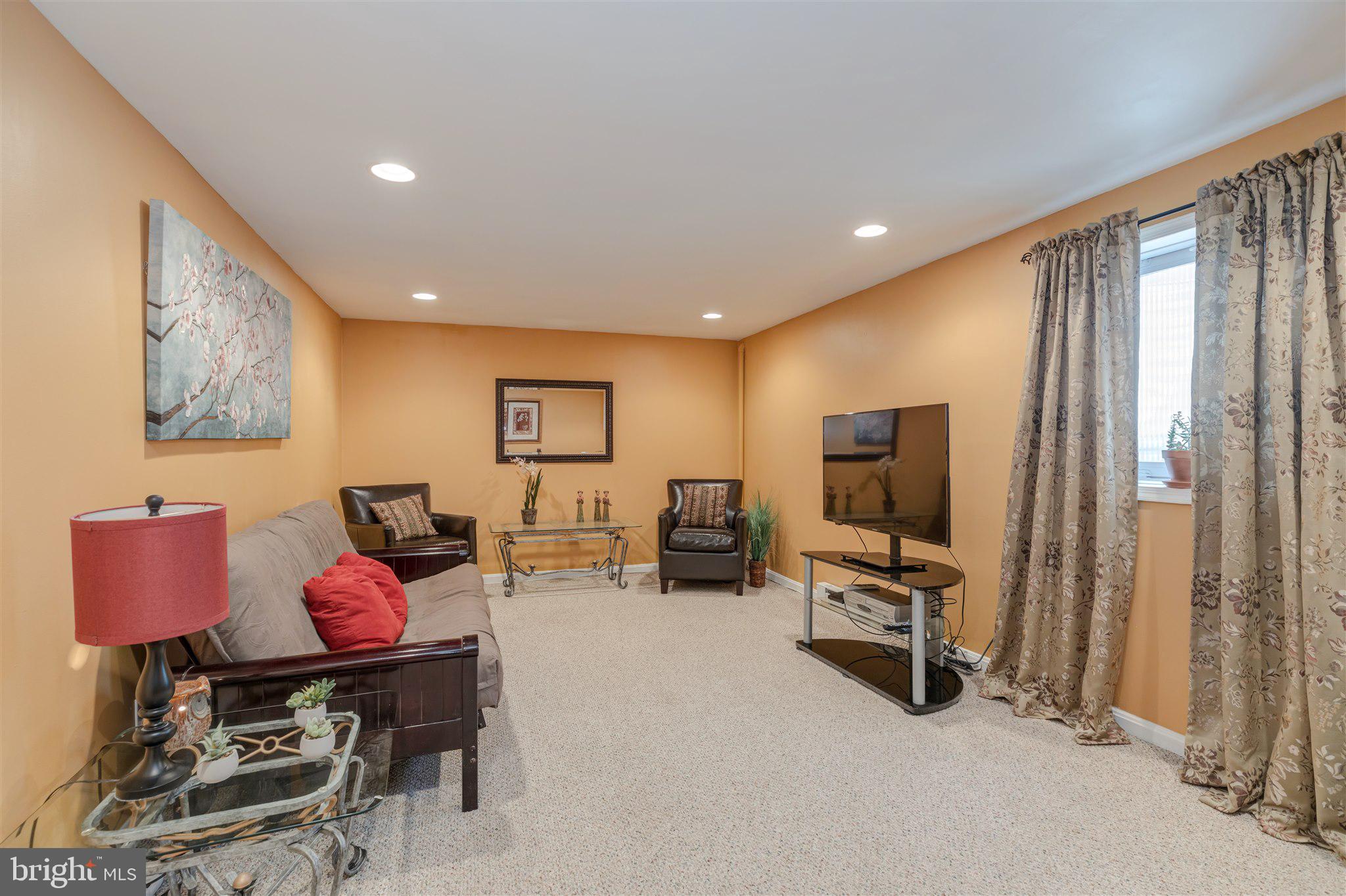 8341 Moline Place Springfield, VA 22153 - Photo 33 of 36 Rec Room