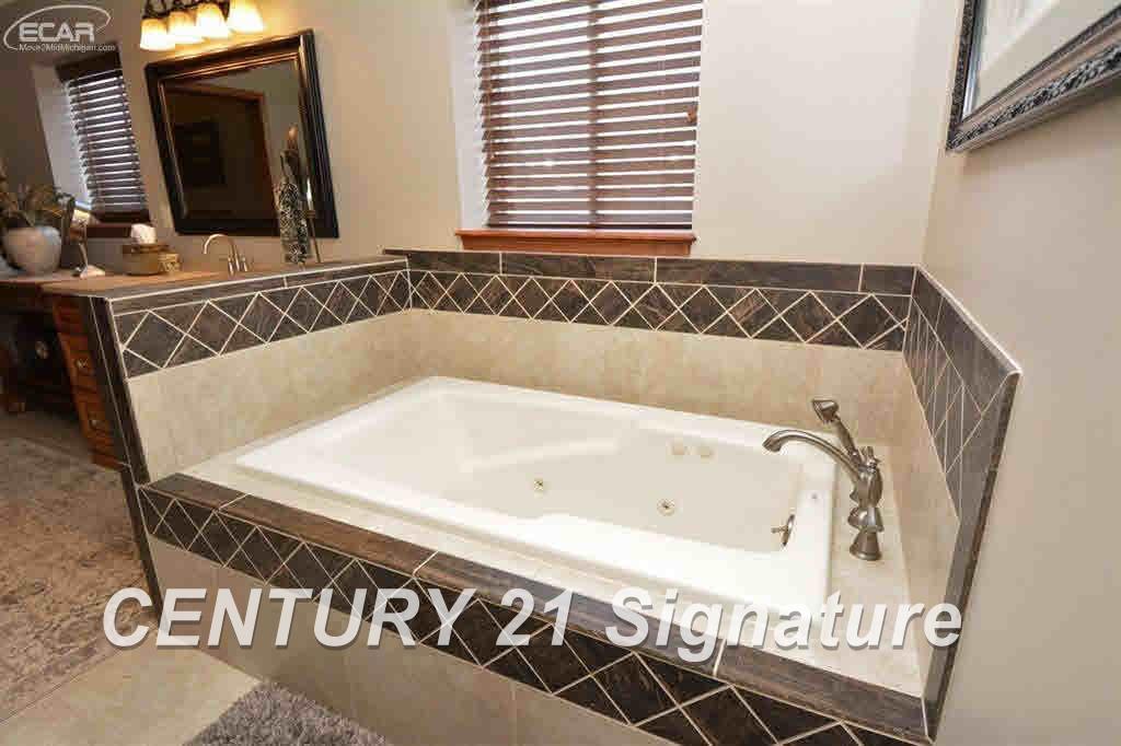4473 North Seymour Road Flushing, MI 48433 - Photo 18 of 33