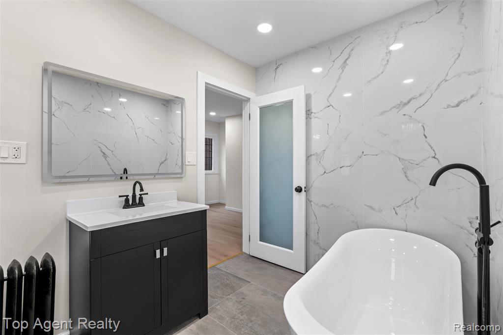 784 Barrington Road Grosse Pointe, MI 48230 - Photo 27 of 55