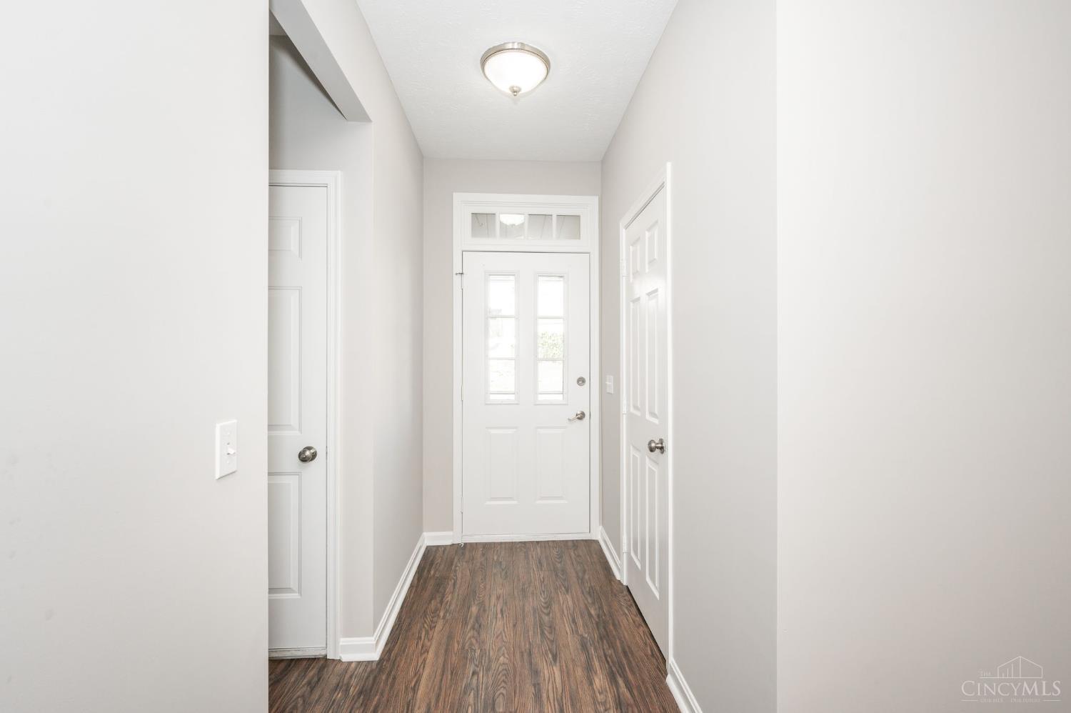 3513 Jessup Road Cincinnati, OH 45239 - Photo 6 of 49