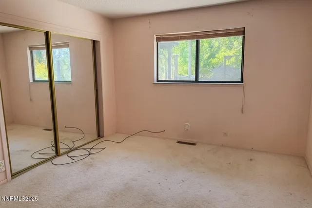 $774,900 | 302 Griffin Court, Stateline, NV 89449