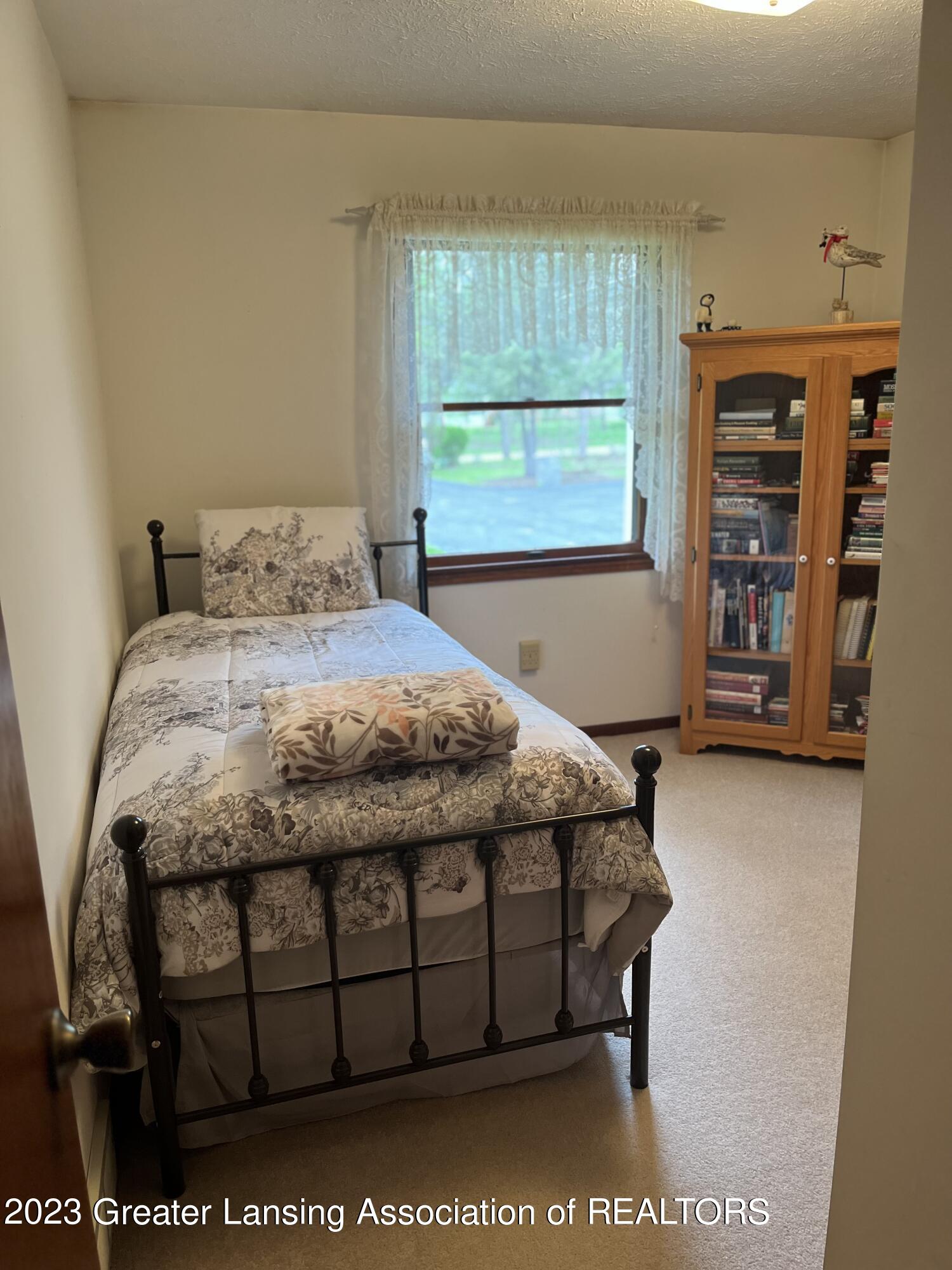 13451 South Beardslee Road Perry, MI 48872 - Photo 23 of 46 Bedroom Shelving