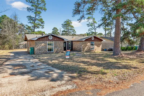 $156,200 | 474 Greenwood Street, Nash, TX 75569