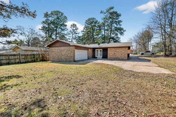 $156,200 | 474 Greenwood Street, Nash, TX 75569