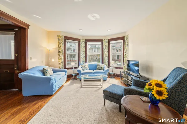 $599,900 | 356 Winthrop Avenue, New Haven, CT 06511