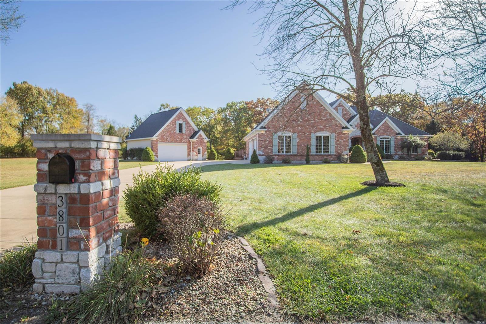 3801 Rooster Ridge Lane Defiance, MO 63341 - Photo 3 of 98 Gallery Image 3