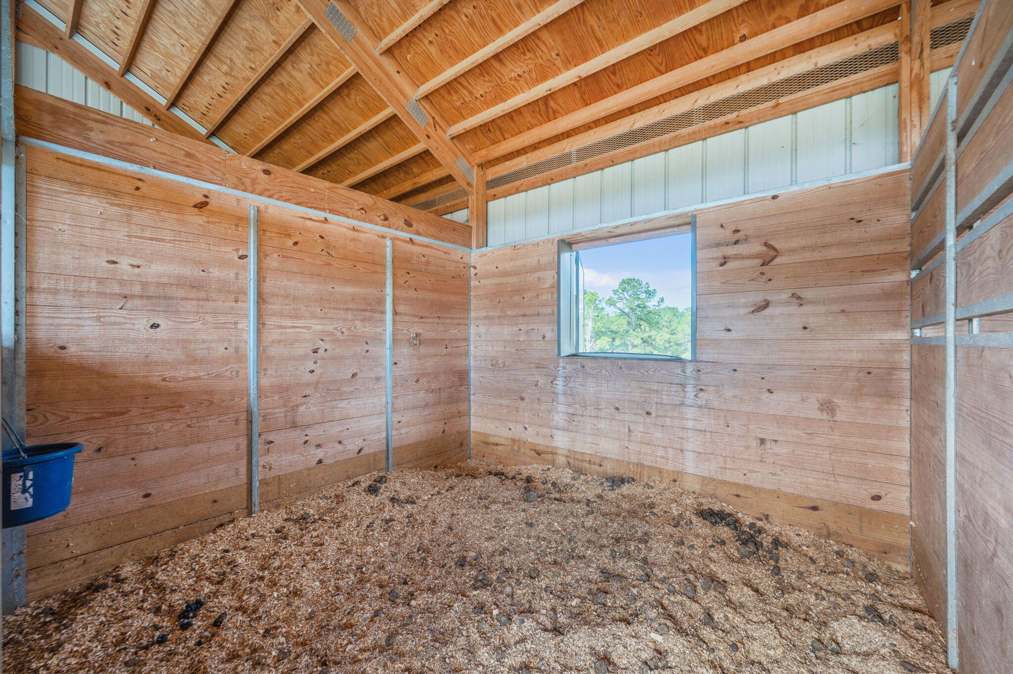 126 Tall Oaks Road DeFuniak Springs, FL 32435 - Photo 36 of 50 a view of a wooden door