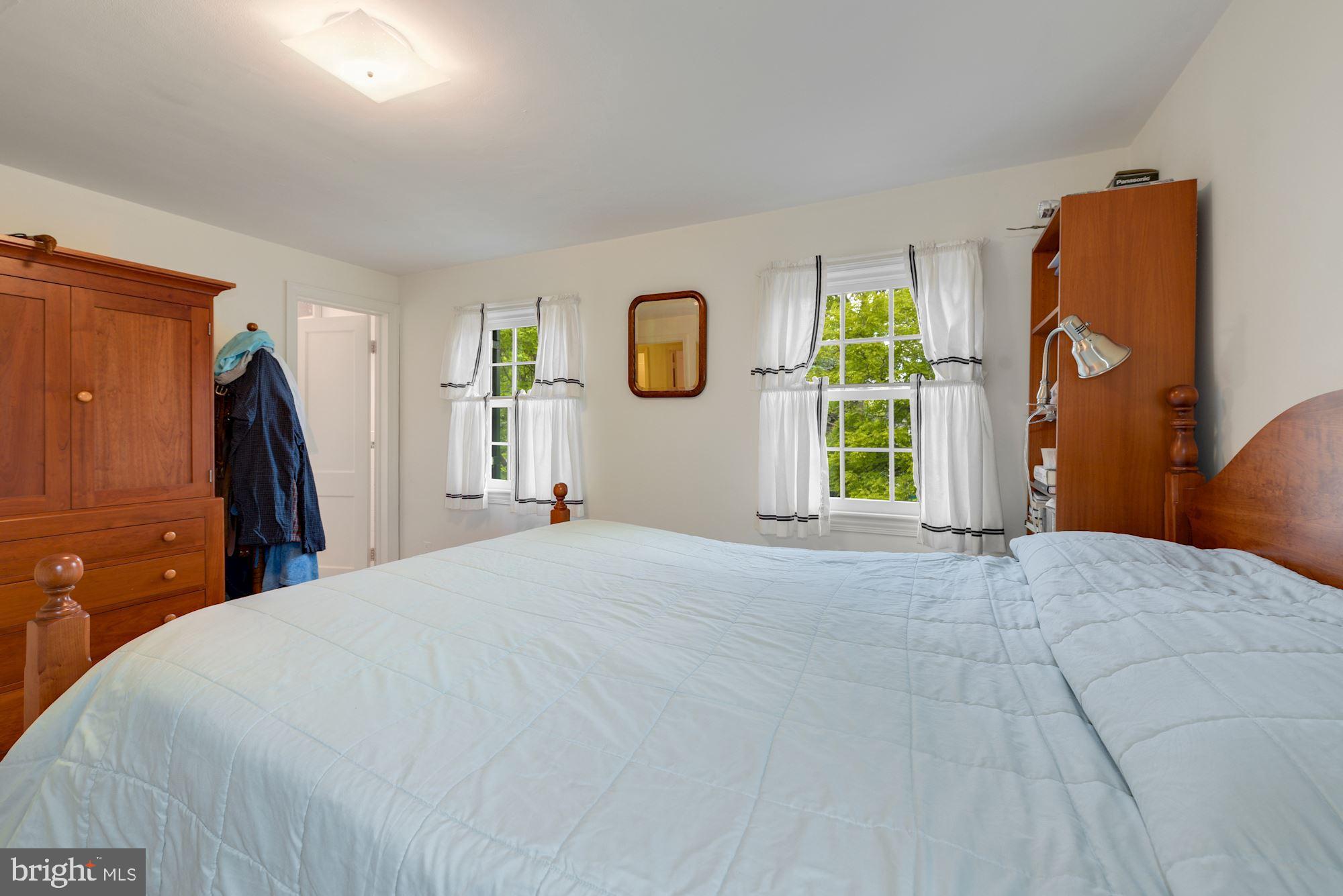3120 Winnett Road Chevy Chase, MD 20815 - Photo 14 of 23 Owner's bedroom with en-suite bath