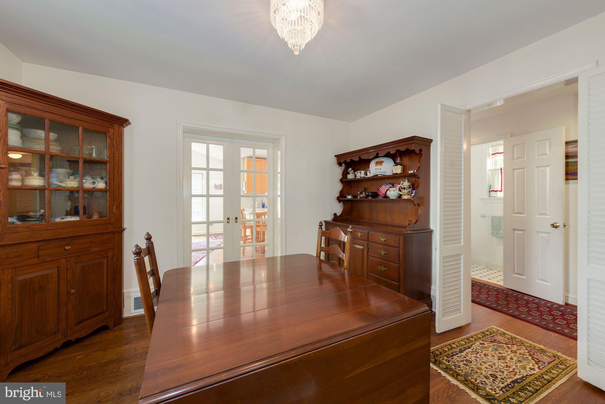 3120 Winnett Road Chevy Chase, MD 20815 - Photo 5 of 23 Dining room accesses Family room & pantry