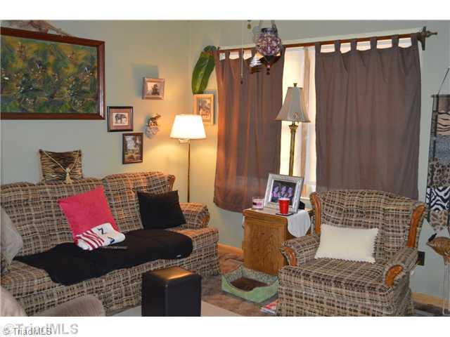 256 Maple Hollow Road Mount Airy, NC 27030 - Photo 7 of 14 Living Room.