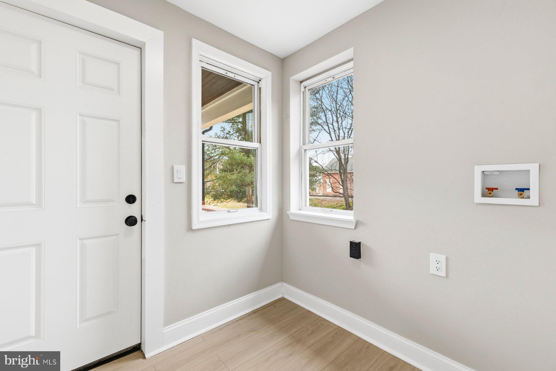 5310 North Mill Street Manchester, MD 21102 - Photo 15 of 35 Landry Room