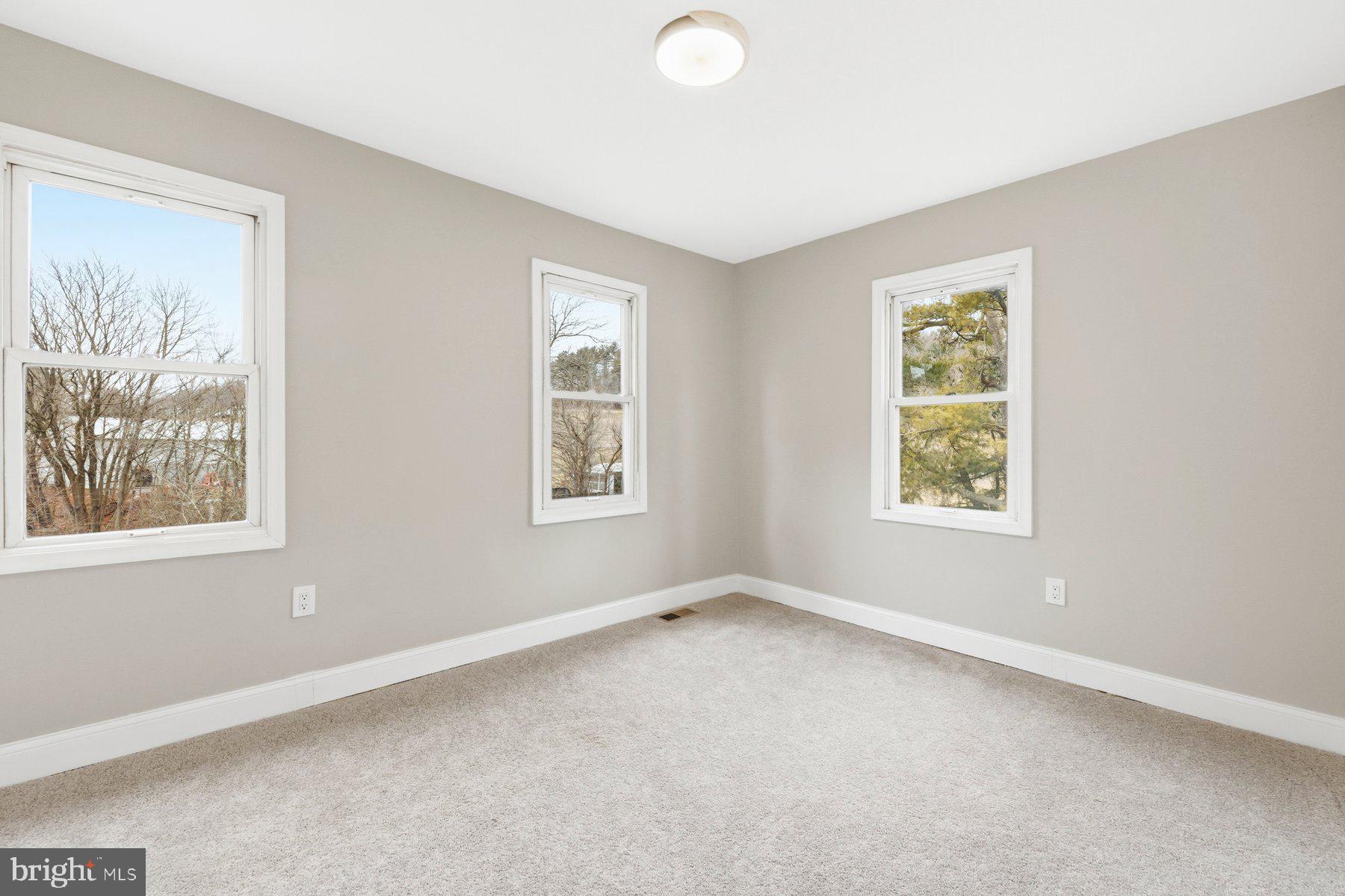 5310 North Mill Street Manchester, MD 21102 - Photo 16 of 35 Bed 1