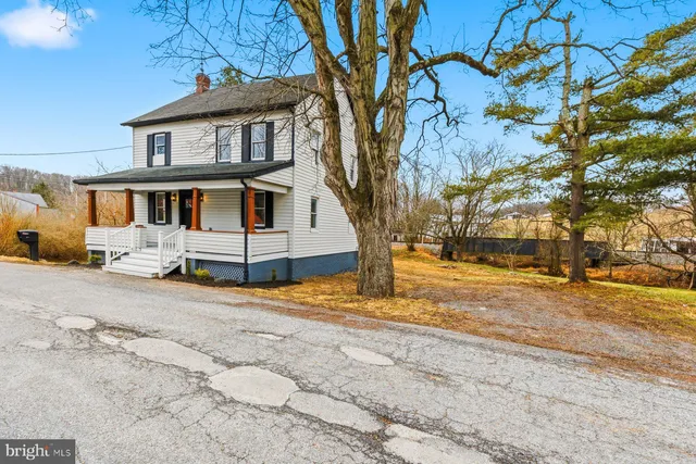 $350,000 | 5310 North Mill Street, Manchester, MD 21102