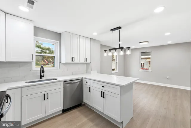 $350,000 | 5310 North Mill Street, Manchester, MD 21102