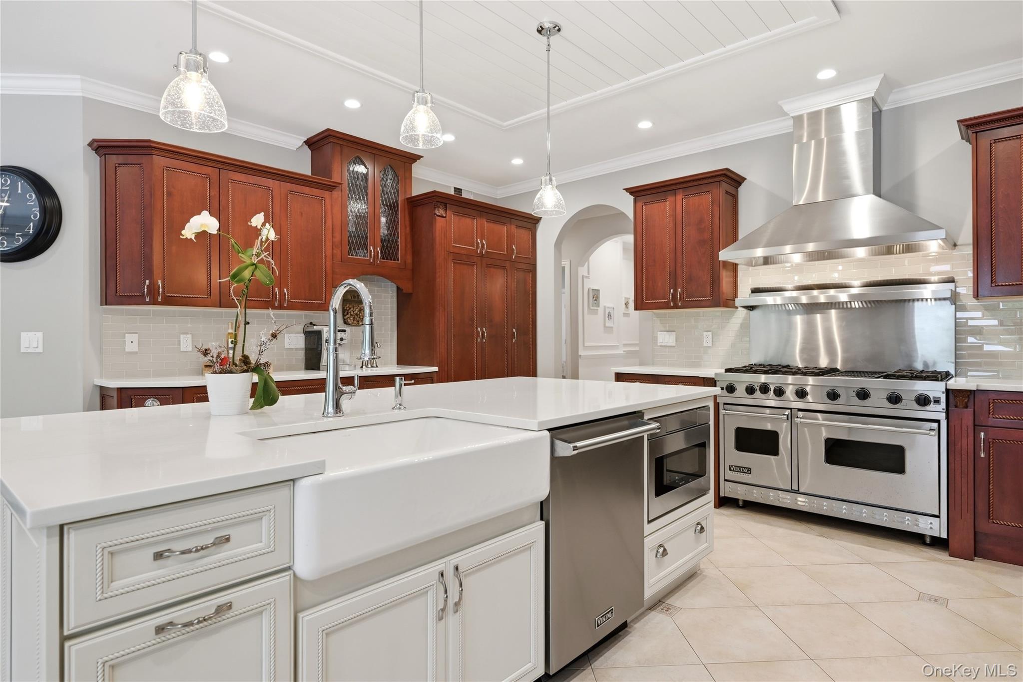 58 S Path Calverton, NY 11933 - Photo 6 of 50