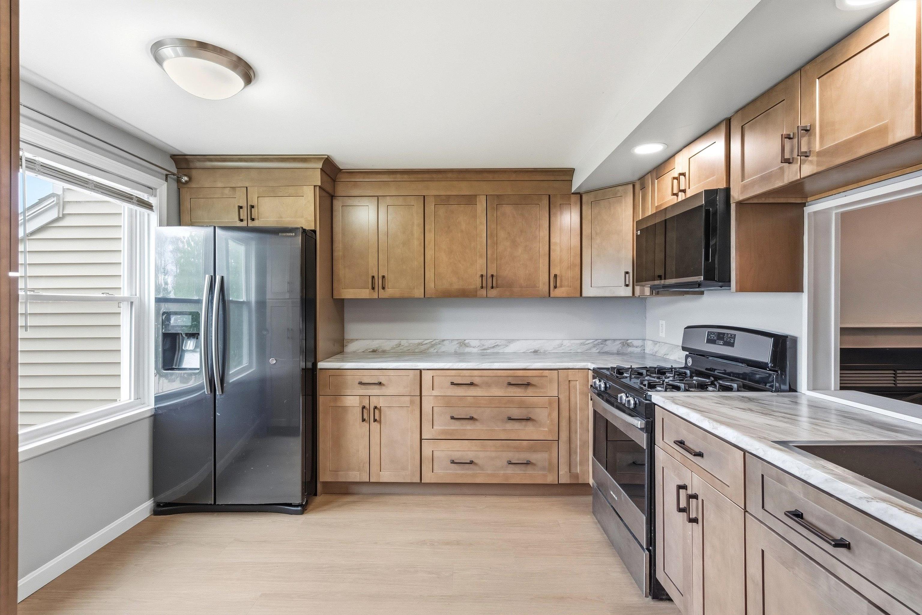 501 Bean Hill Road, Unit 16 Northfield, NH 03276 - Photo 7 of 56