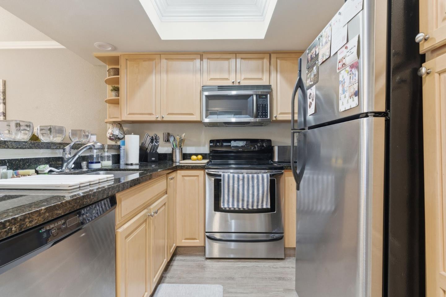 2530 Oak Road, Unit 200 Walnut Creek, CA 94597 - Photo 14 of 28