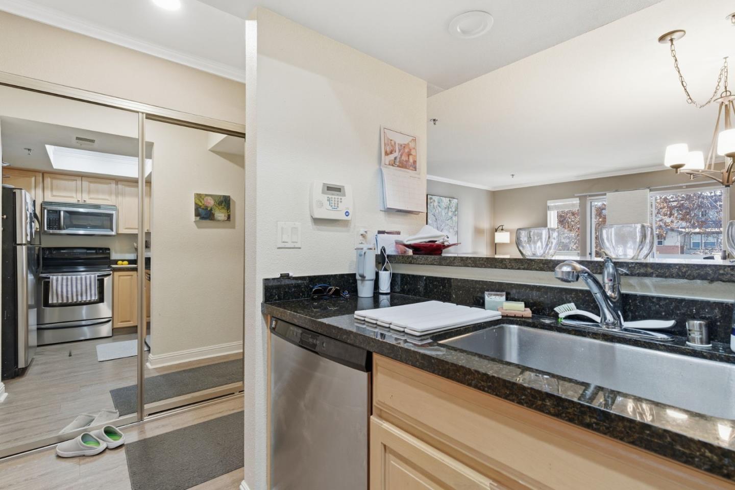 2530 Oak Road, Unit 200 Walnut Creek, CA 94597 - Photo 15 of 28