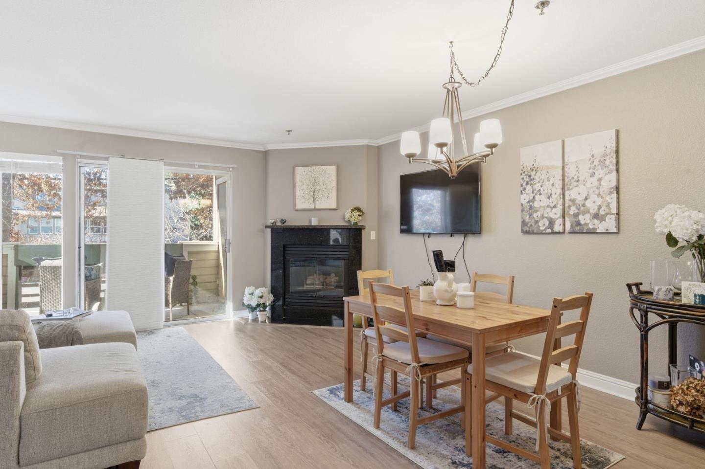 2530 Oak Road, Unit 200 Walnut Creek, CA 94597 - Photo 3 of 28