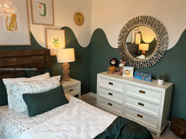 a picture of a table in a livingroom