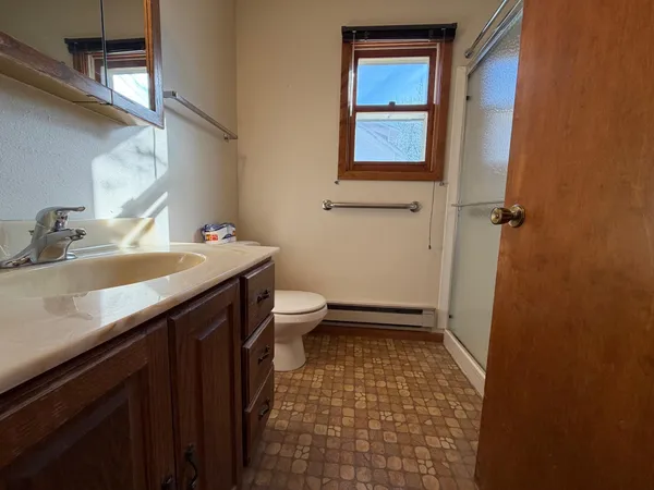 $250,000 | 1307 8th Avenue, Worthington, MN 56187