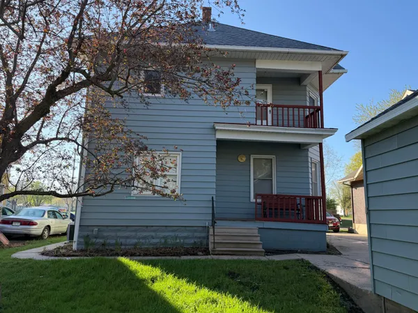$250,000 | 1307 8th Avenue, Worthington, MN 56187