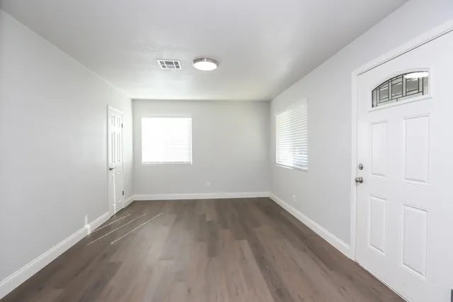 $289,950 | 3443 West Street, Redding, CA 96001