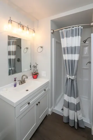 $289,950 | 3443 West Street, Redding, CA 96001