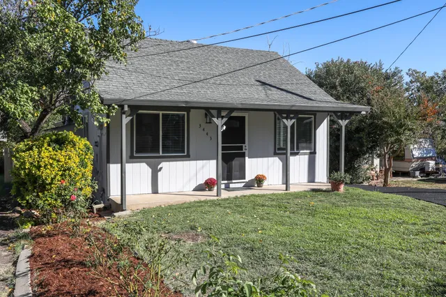$289,950 | 3443 West Street, Redding, CA 96001