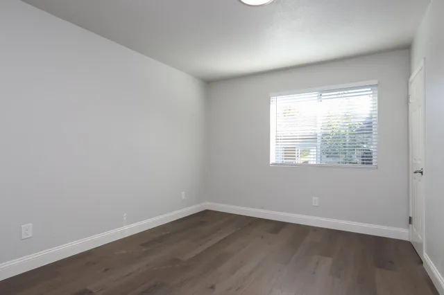 $289,950 | 3443 West Street, Redding, CA 96001