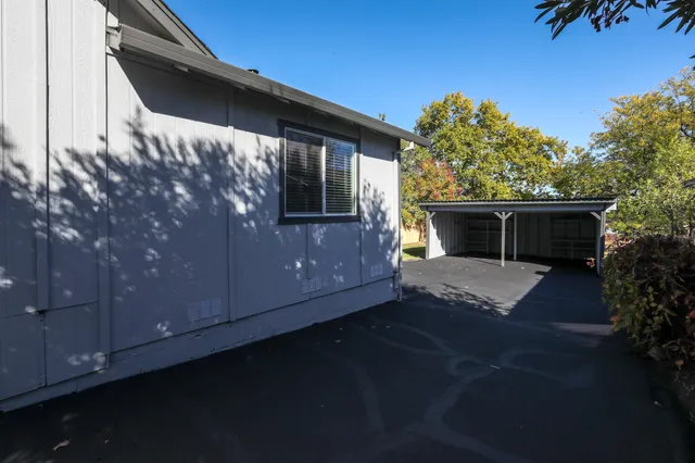 $289,950 | 3443 West Street, Redding, CA 96001
