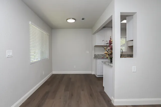 $289,950 | 3443 West Street, Redding, CA 96001