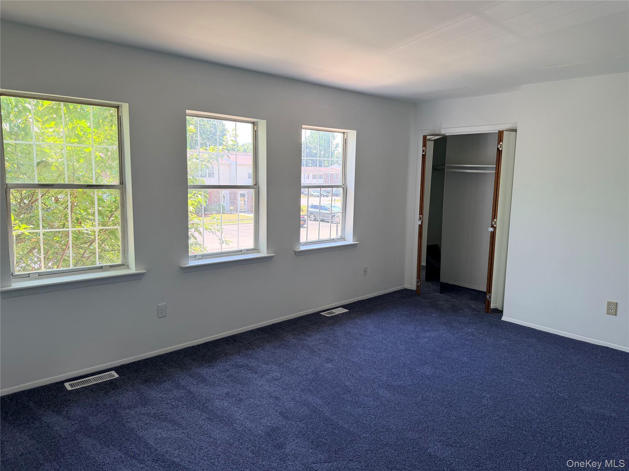 276 Temple Hill Road, Unit 906 New Windsor, NY 12553 - Photo 13 of 28