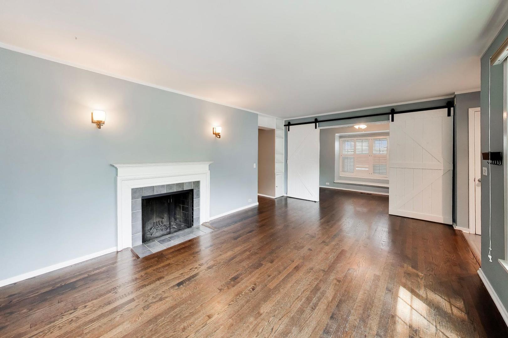 1706 Illinois Road Northbrook, IL 60062 - Photo 5 of 27