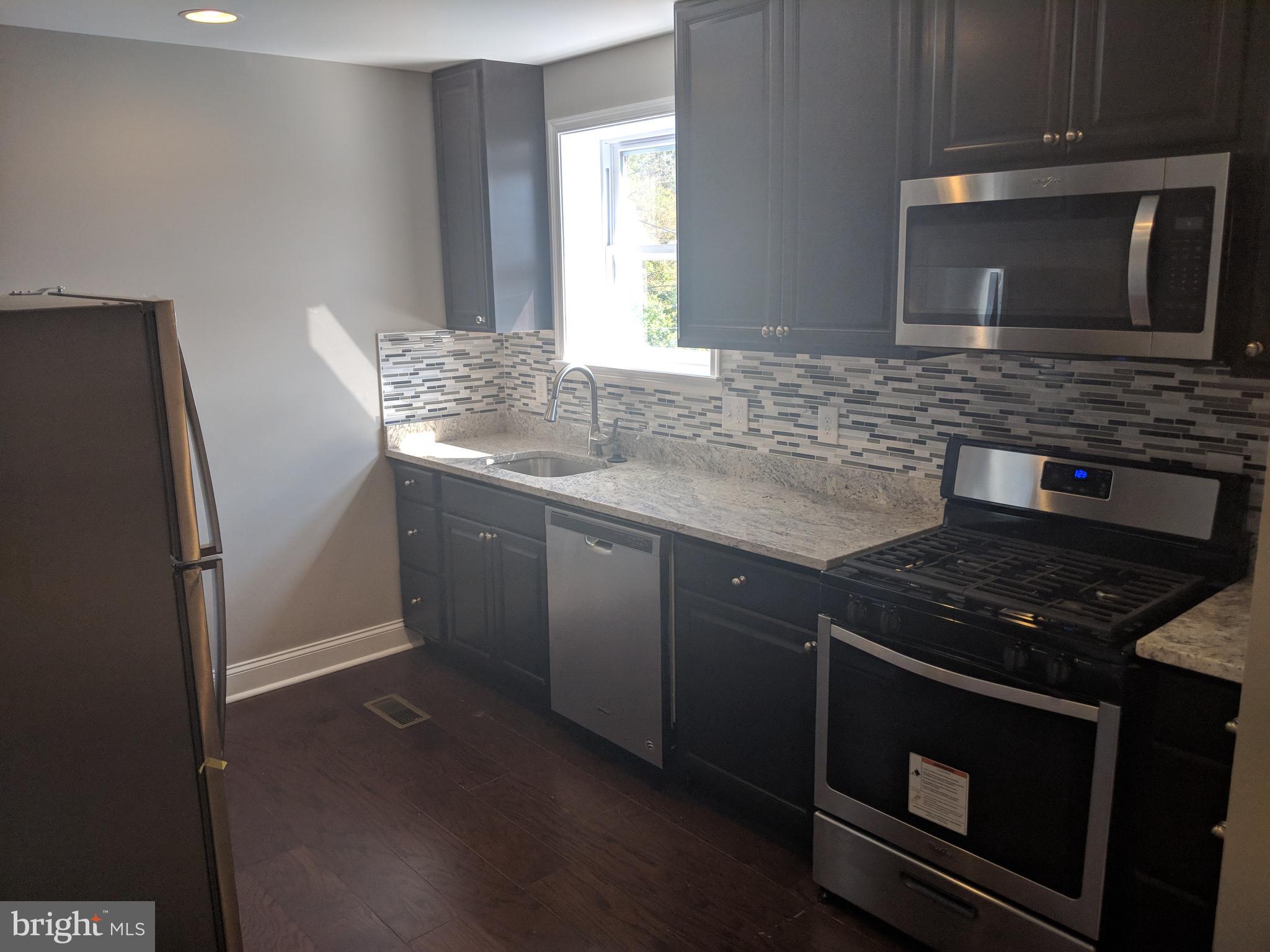 4209 Bonner Road Baltimore, MD 21216 - Photo 5 of 17 Kitchen