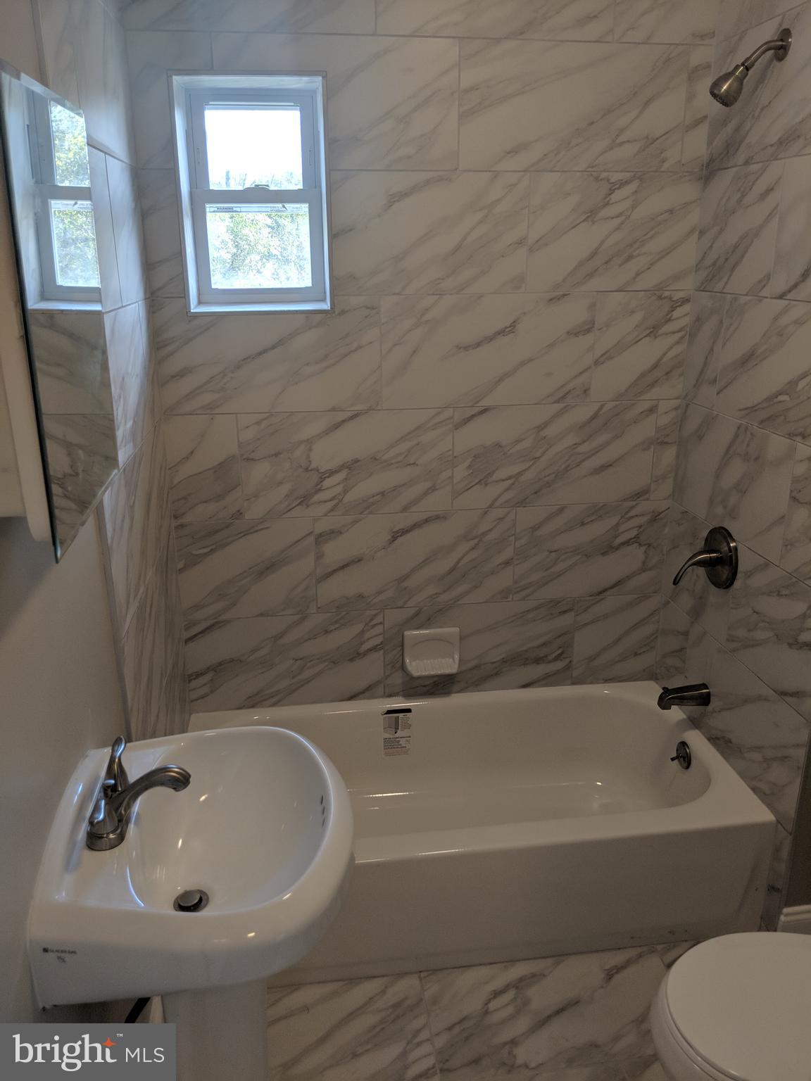 4209 Bonner Road Baltimore, MD 21216 - Photo 10 of 17 Interior (General)