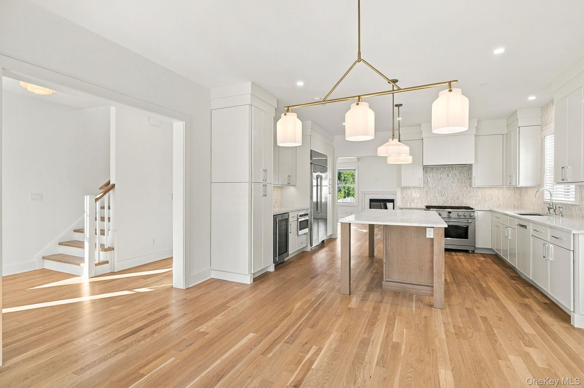 72 Orchard Avenue Rye, NY 10580 - Photo 5 of 40 Gallery Image 5