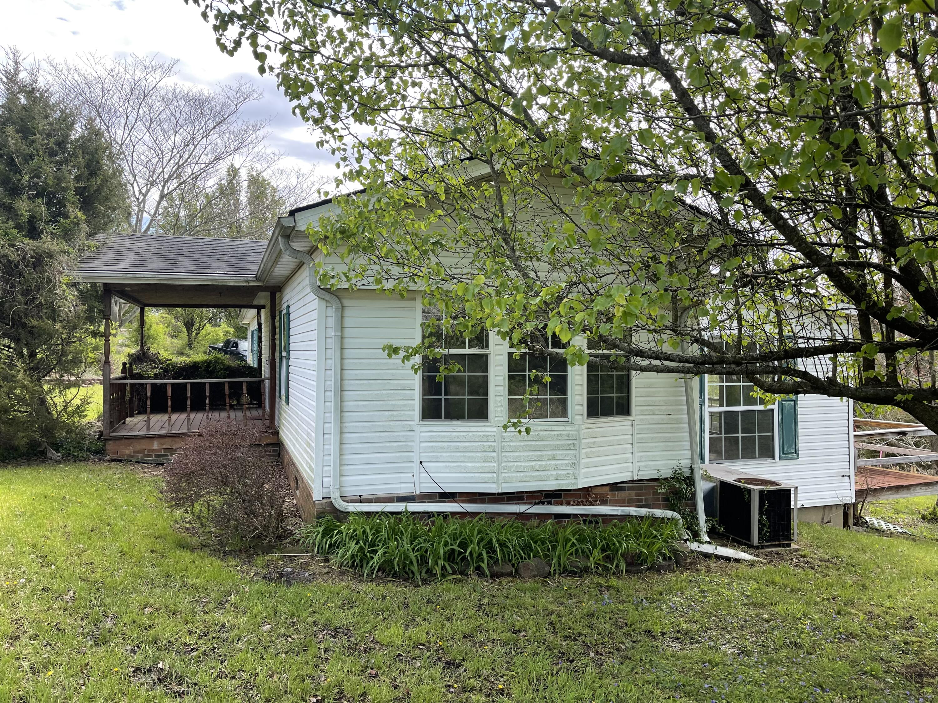 2540 College Hill Road Waco, KY 40385 - Photo 2 of 17 Photo Apr 20, 10 17 03 AM