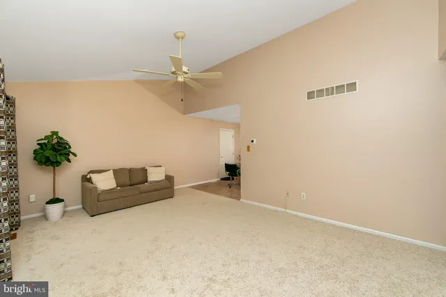 $324,900 | 12 Hancock Lane, Berlin, NJ 08009