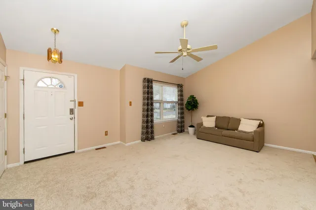 $324,900 | 12 Hancock Lane, Berlin, NJ 08009