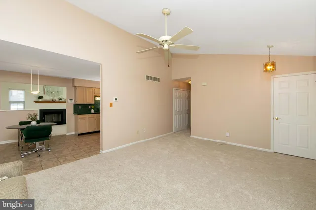 $324,900 | 12 Hancock Lane, Berlin, NJ 08009