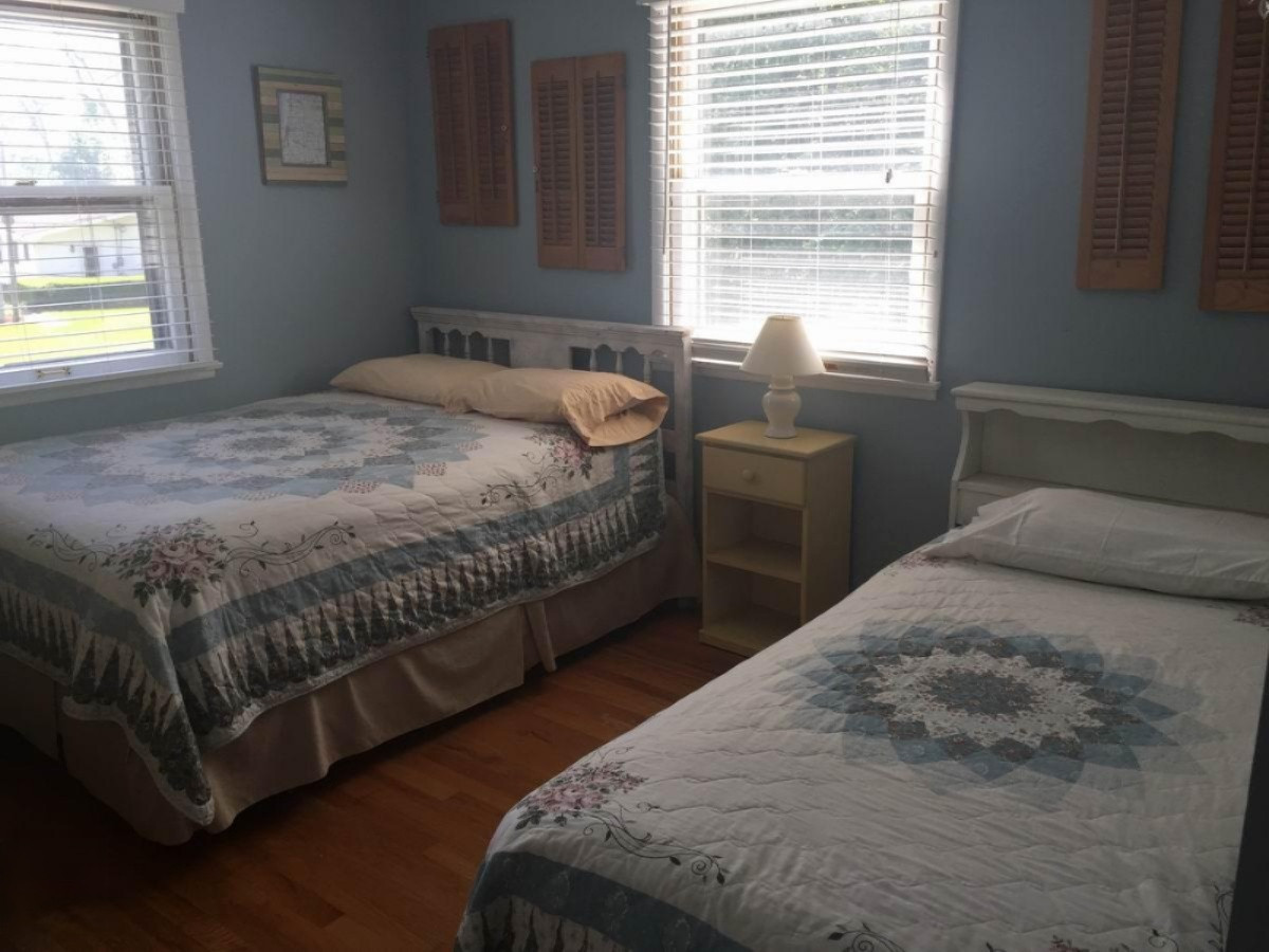 7085 Lake Road Coloma, MI 49038 - Photo 17 of 20 IMG_1286