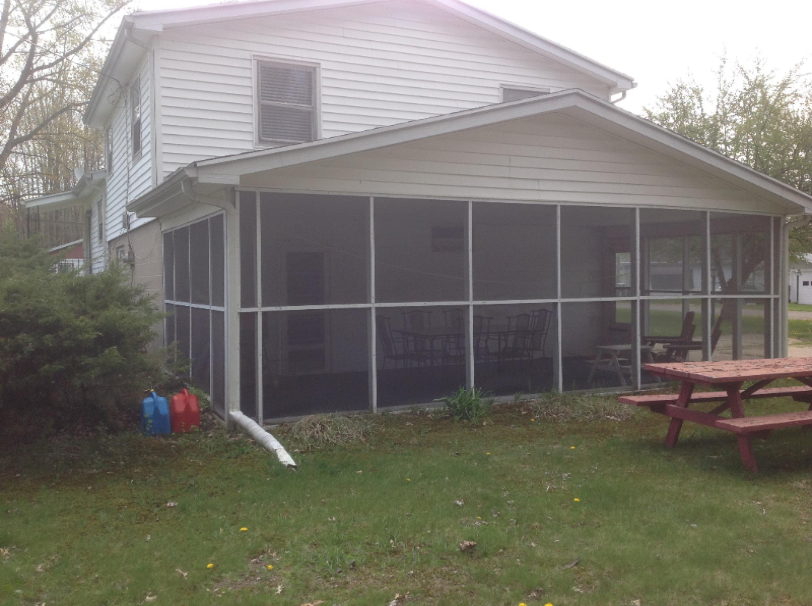 7085 Lake Road Coloma, MI 49038 - Photo 2 of 20 IMG_1351