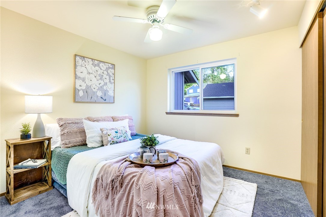 1222 223rd Street Southwest Bothell, WA 98021 - Photo 11 of 22
