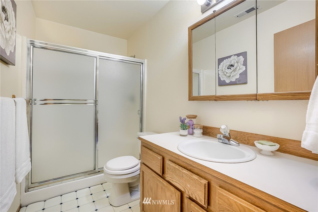 1222 223rd Street Southwest Bothell, WA 98021 - Photo 17 of 22