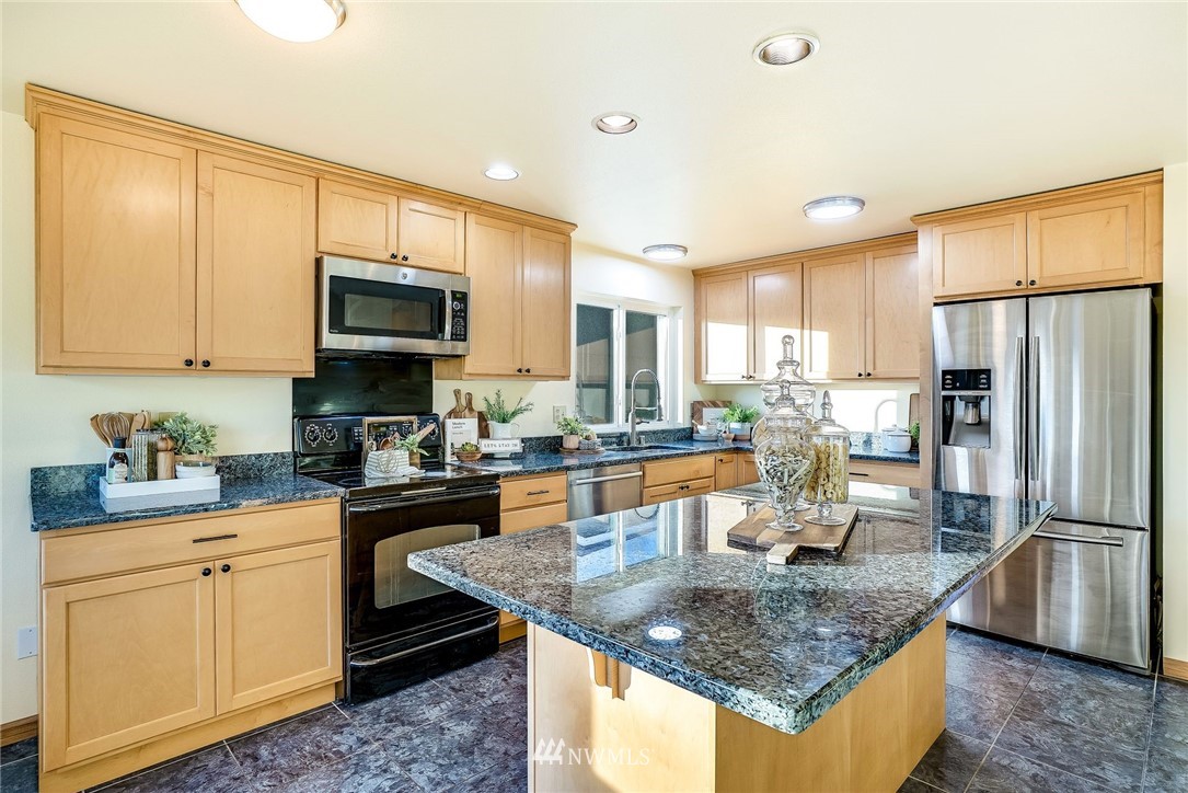 1222 223rd Street Southwest Bothell, WA 98021 - Photo 7 of 22