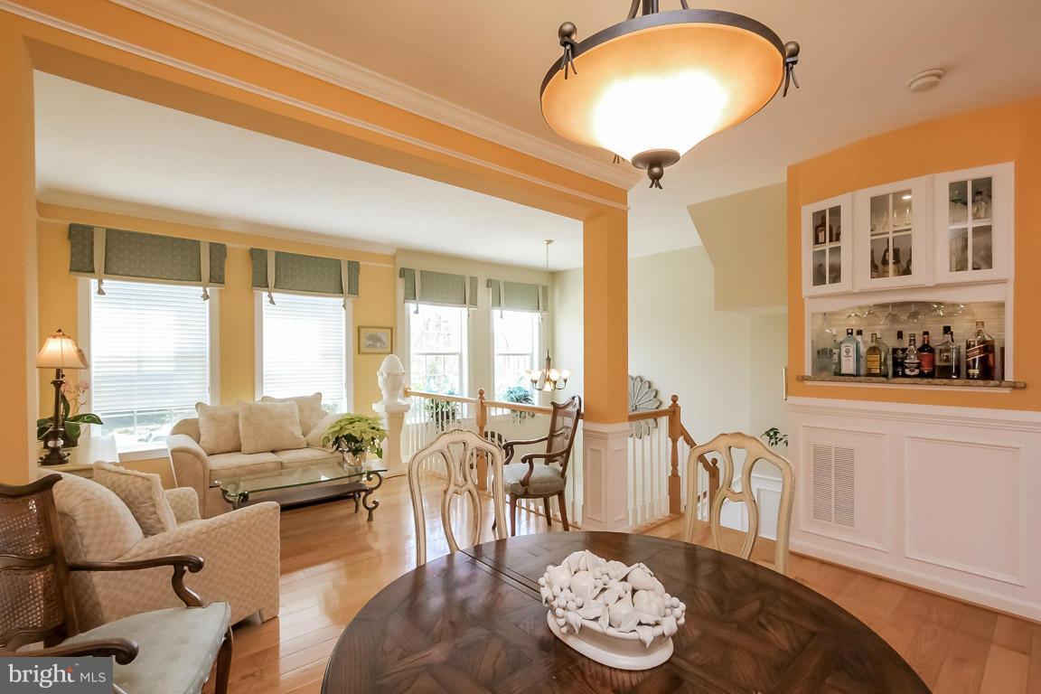 15626 Avocet Loop Woodbridge, VA 22191 - Photo 12 of 30 a living room with furniture and a large window