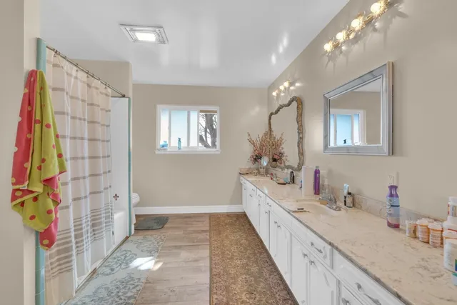 $4,999,000 | 12812 East Stroud Avenue, Kingsburg, CA 93631