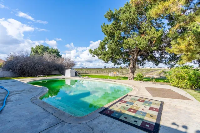 $4,999,000 | 12812 East Stroud Avenue, Kingsburg, CA 93631