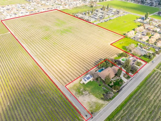 $4,999,000 | 12812 East Stroud Avenue, Kingsburg, CA 93631